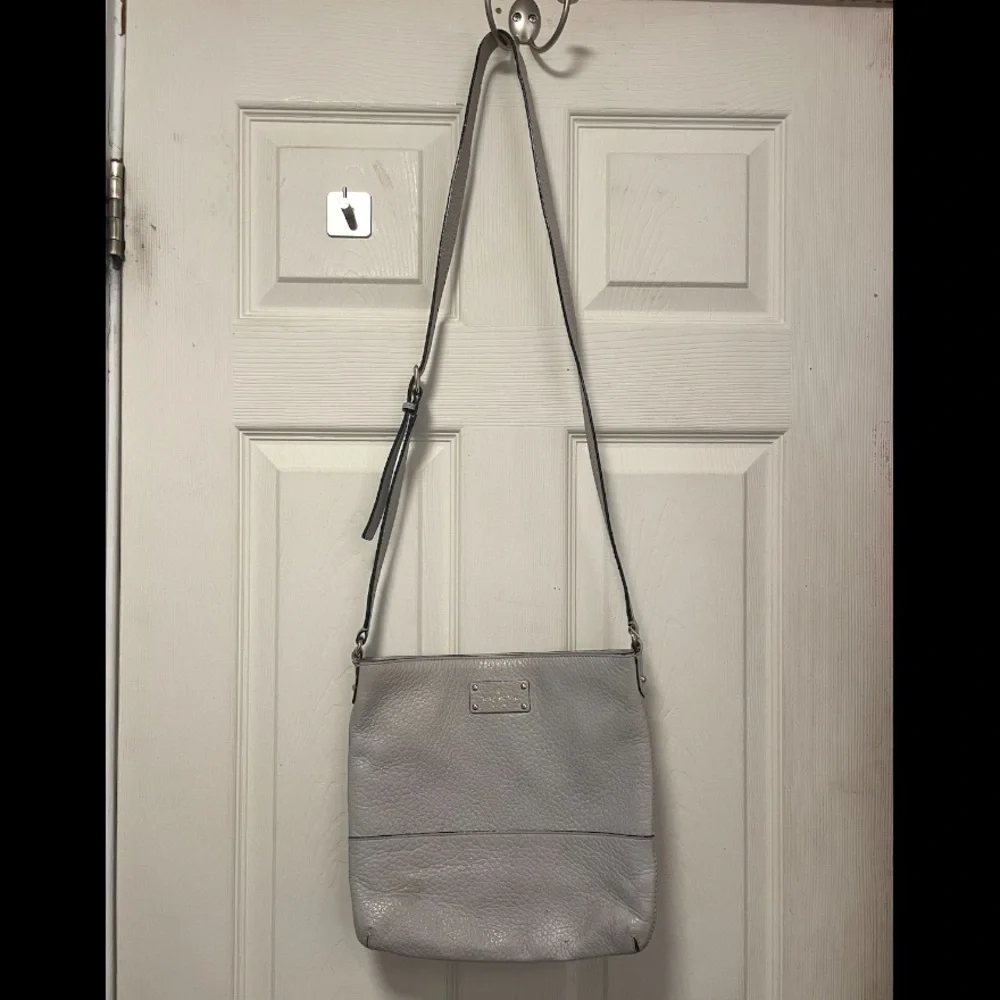 Kate Spade Purse Bay Street Cora Crossbody White Leather Pebbled Shoulder Bag